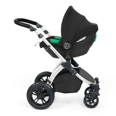 Ickle Bubba Stomp LUXE Travel System with Cirrus Car Seat & ISOFIX Base - Siver/Charcoal/Black - showing the Cirrus i-Size Car Seat fixed to the pushchair`s chassis
