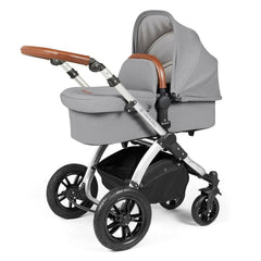 Ickle Bubba Stomp LUXE Travel System - Silver/Pearl Grey/Tan - showing the carrycot and chassis together as the pram