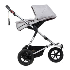 Mountain Buggy 2019 Carrycot Plus (Silver) - shown here as a parent-facing seat