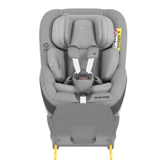 Maxi-Cosi Pearl 360 (Authentic Grey) - showing the seat with its baby hugg inlay and in the rear-facing position on the base (base not included, available separately)