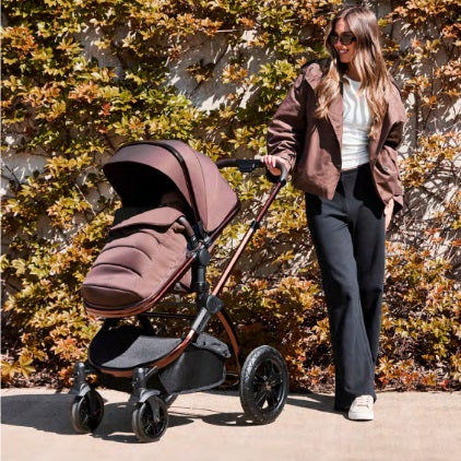 Ickle Bubba Stomp LUXE Travel System with Nimbus i-Size Car Seat & ISOFIX Base - Black/Midnight/Black