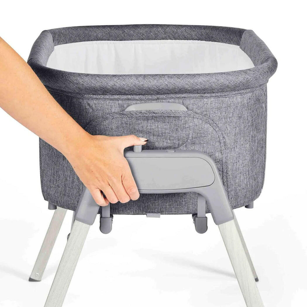 Ickle Bubba Drift Gliding Crib - Gliding Rocking Function