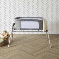 Ickle Bubba Drift Gliding Crib - Lifestyle Image