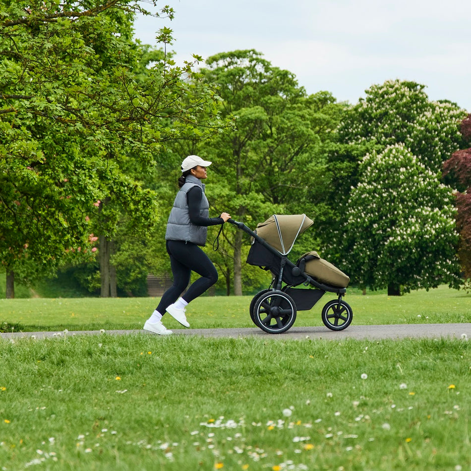 Ickle Bubba Venus Jogger Pro Prime - Woodland - lifestyle image