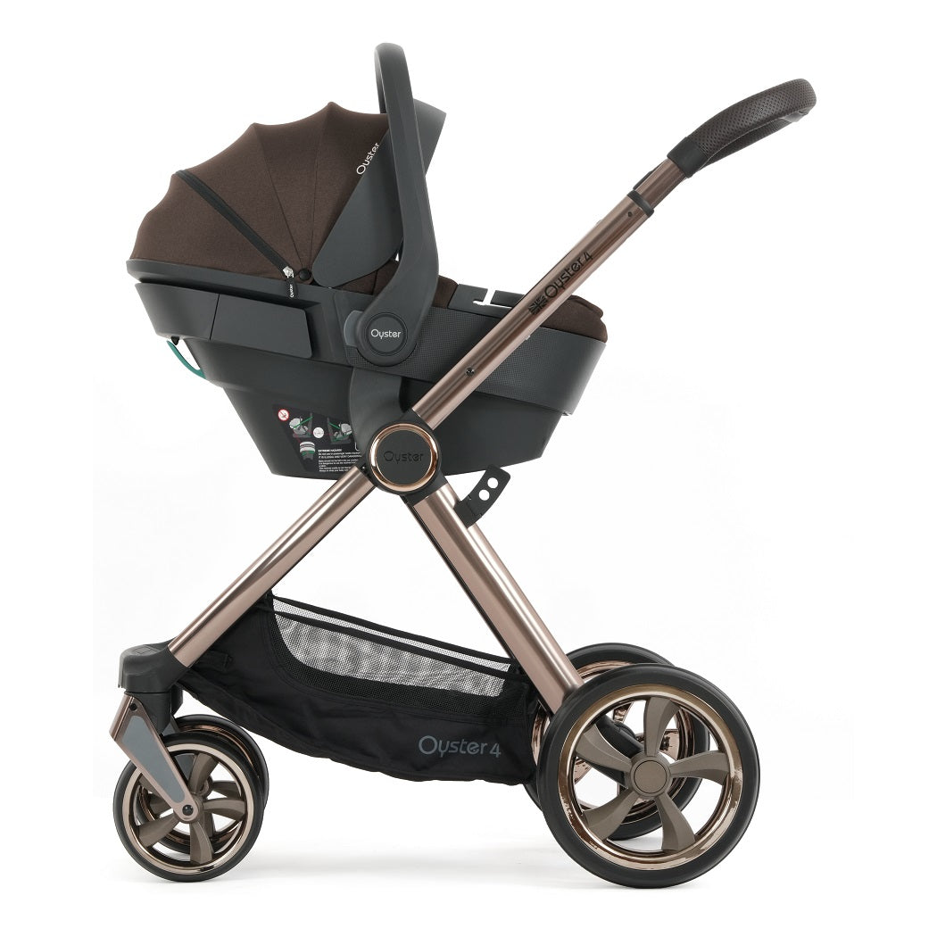 Oyster4 Chassis fitted with Capsule 360 Infant Car Seat - Chocolate Velvet
