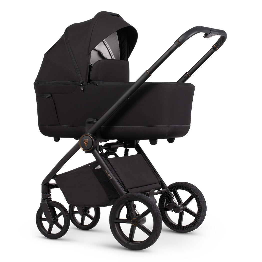 Venicci Claro 2 pram in Noir with carrycot and lightweight frame