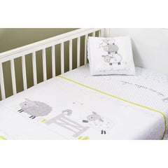 Silvercloud Counting Sheep 3 Piece Bedding Bale (Night Night Sleep Tight) - showing the fleece blanket and the quilt