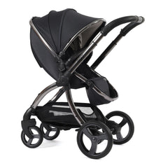 egg3 Luxury Bundle (Carbonite) - showing the seat unit and chassis together as the pushchair in parent-facing mode