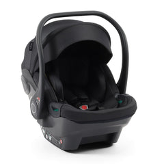 egg3 Luxury Bundle (Carbonite) - showing the matching Egg Shell i-Size Car Seat with its removable newborn insert
