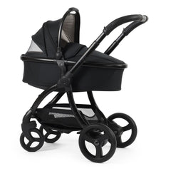egg3 Luxury Bundle (Houndstooth Black) -  - shwoing the carrycot and chassis together as the pram and showing the ventilation panel in the hood