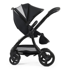 egg3 Luxury Bundle (Houndstooth Black) - showing the parent-facing pushchair with its seat upright
