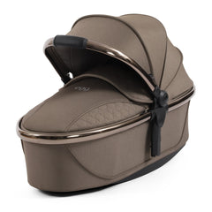 egg3 Luxury Bundle (Mink) - showing the carrycot with its hood fully extended