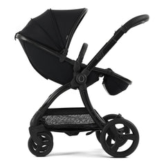 egg3 Pushchair - Panther - side view, parent-facing
