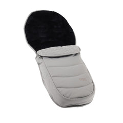 egg3 Luxury Bundle (Glacier) - showing the included matching footmuff
