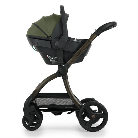 egg3 Chassis fitted with Shell 360 Infant Car Seat - Sage