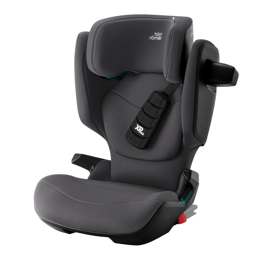 Britax Kidfix PRO i-Size Car Seat - Classic Midnight Grey - quarter view