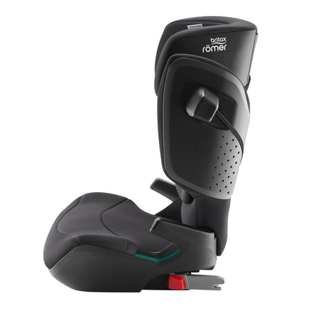 Britax Kidfix PRO i-Size Car Seat - Classic Midnight Grey - side view with ISOFIX connectors
