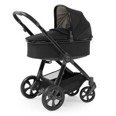 BabyStyle Oyster 3 Black LUXURY Bundle (Pixel) - showing the carrycot and chassis together as the pram