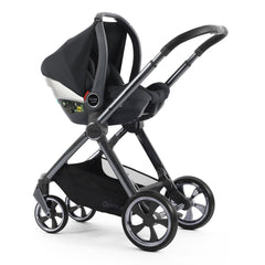 BabyStyle Oyster 4 Capsule i-Size Infant Carrier - Carbonite - fitted onto chassis