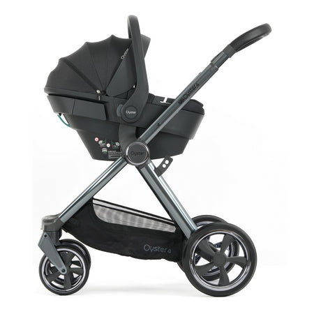 Oyster4 Chassis fitted with Capsule 360 Infant Car Seat - Carbonite