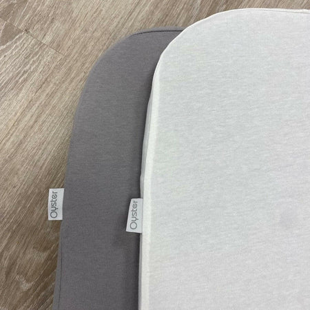 BabyStyle Oyster Carrycot Fitted Sheets - Grey/Ivory - fitted