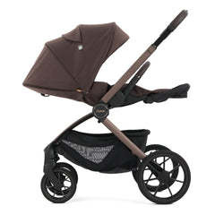 Oyster Vee Pushchair - Chocolate - parent-facing with seat reclined