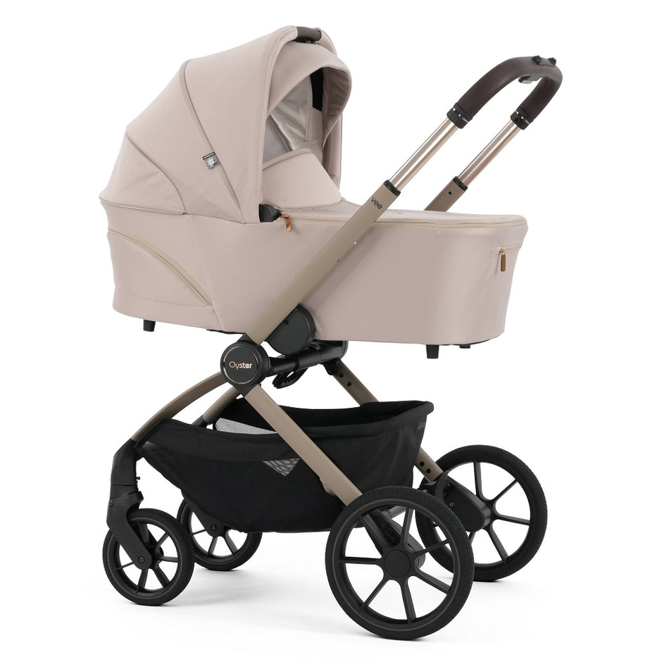 Oyster Vee Pram - Vanilla