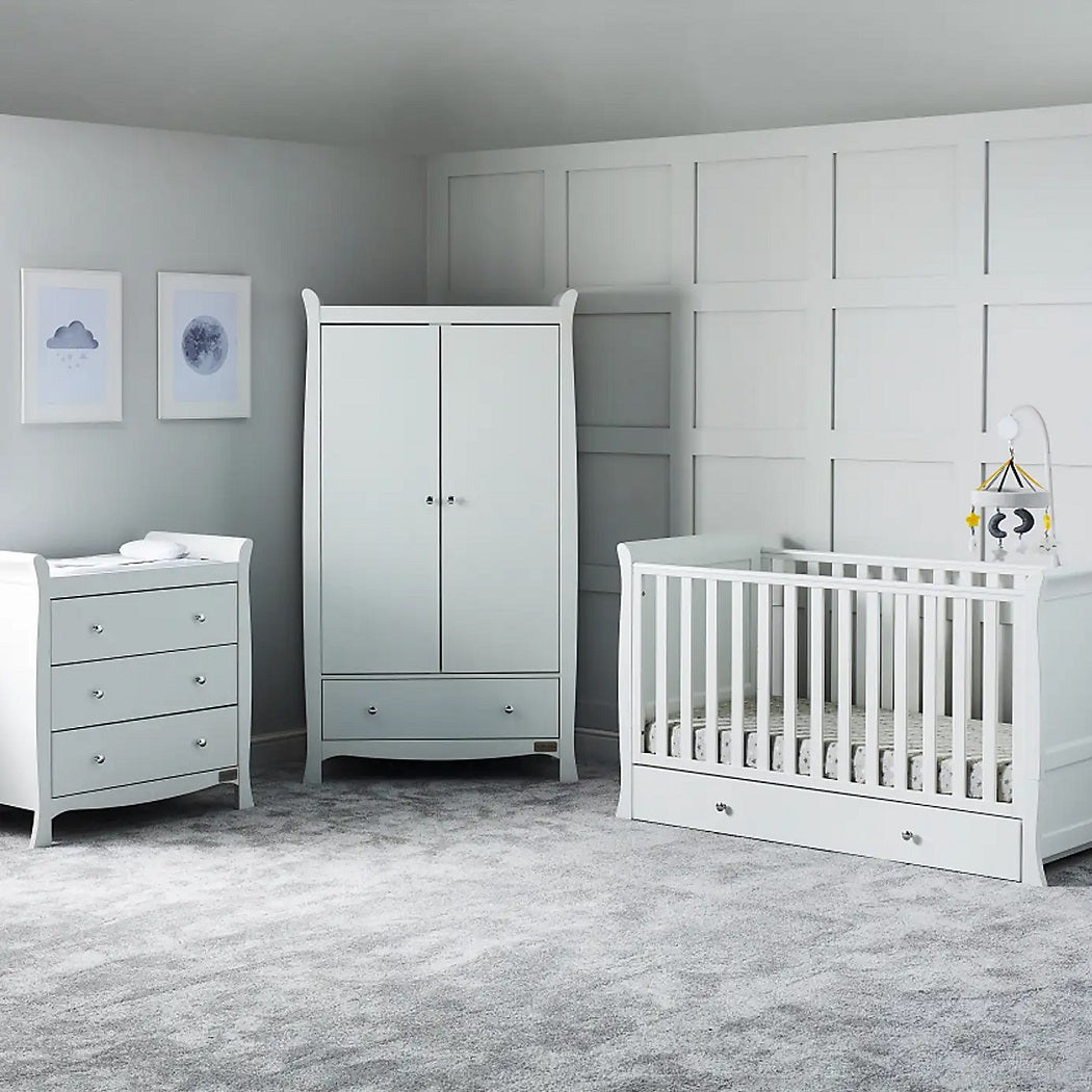 Ickle Bubba Snowdon Classic 3 Piece Nursery Furniture Set - White - lifestyle image