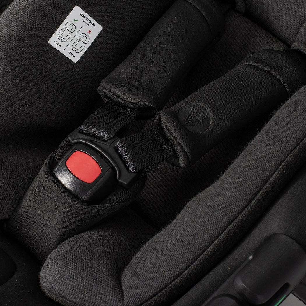 Venicci Tiago 360 i-Size Car Seat - Black - safety harness