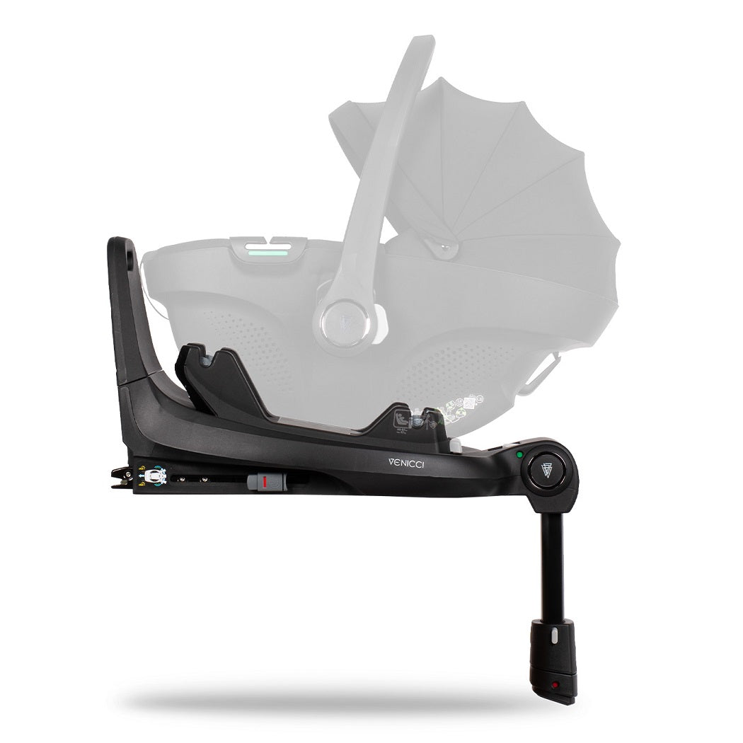 Venicci Tiago 360 i-Size car seat in Black fitted to ISOFIX base