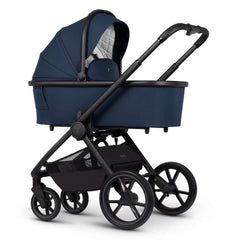 Venicci Tinum EDGE 3-in-1 Travel System with ISOFIX Base (Ocean) - showing the carrycot and chassis together as the pram