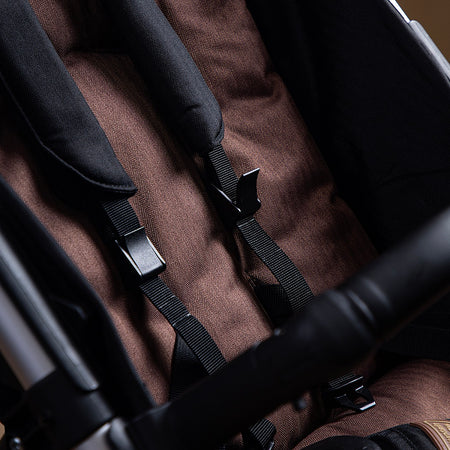 Mountain Buggy Urban Jungle V4 Pushchair - Mustang - safety harness and bumper bar