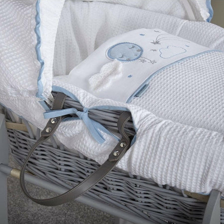 Clair de Lune Over The Moon Moses Basket - Grey Wicker Blue - showing one of the basket`s carry handles