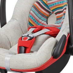 Maxi-Cosi Foldable Carrycot (Folkloric Red) - shown here is a car seat in Folkloric Red for colour reference purposes only
