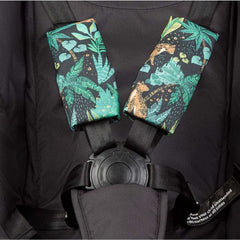 Bizzi Growin BuggiLite Compact Stroller (Jungle Roar) - showing the 5-point safety harness with its chest pads