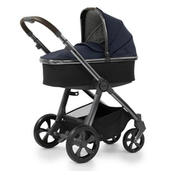 BabyStyle Oyster 3 Gunmetal ESSENTIAL Bundle - (Twilight) - showing the carrycot and chassis together as the pram