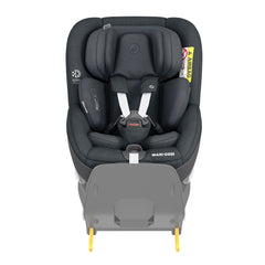 Maxi-Cosi Pearl 360 (Authentic Graphite) - showing the seat with its baby hugg inlay and in the rear-facing position on the base (base not included, available separately)