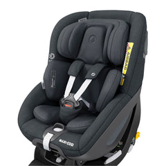 Maxi-Cosi 360 Family Bundle (Graphite) - showing the Pearl 360 attached to the base