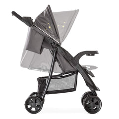 Hauck Shopper Neo II (Pooh Cuddles) - showing the stroller`s adjustable hood, back and leg rests