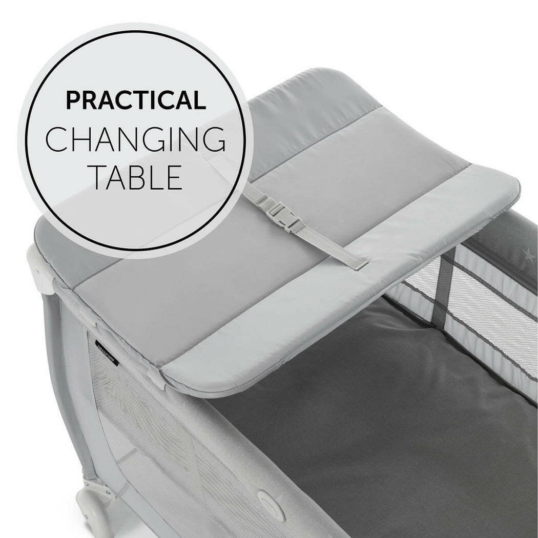 Hauck Sleep'n'Play Centre (Stars) - showing the centre`s changing table